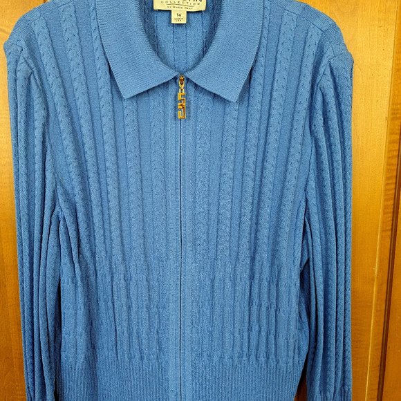 St. John Sweater - Picture 1 of 1